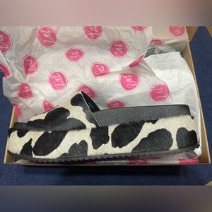 NEW Cow print cowhide platform slides by Matisse Size 9